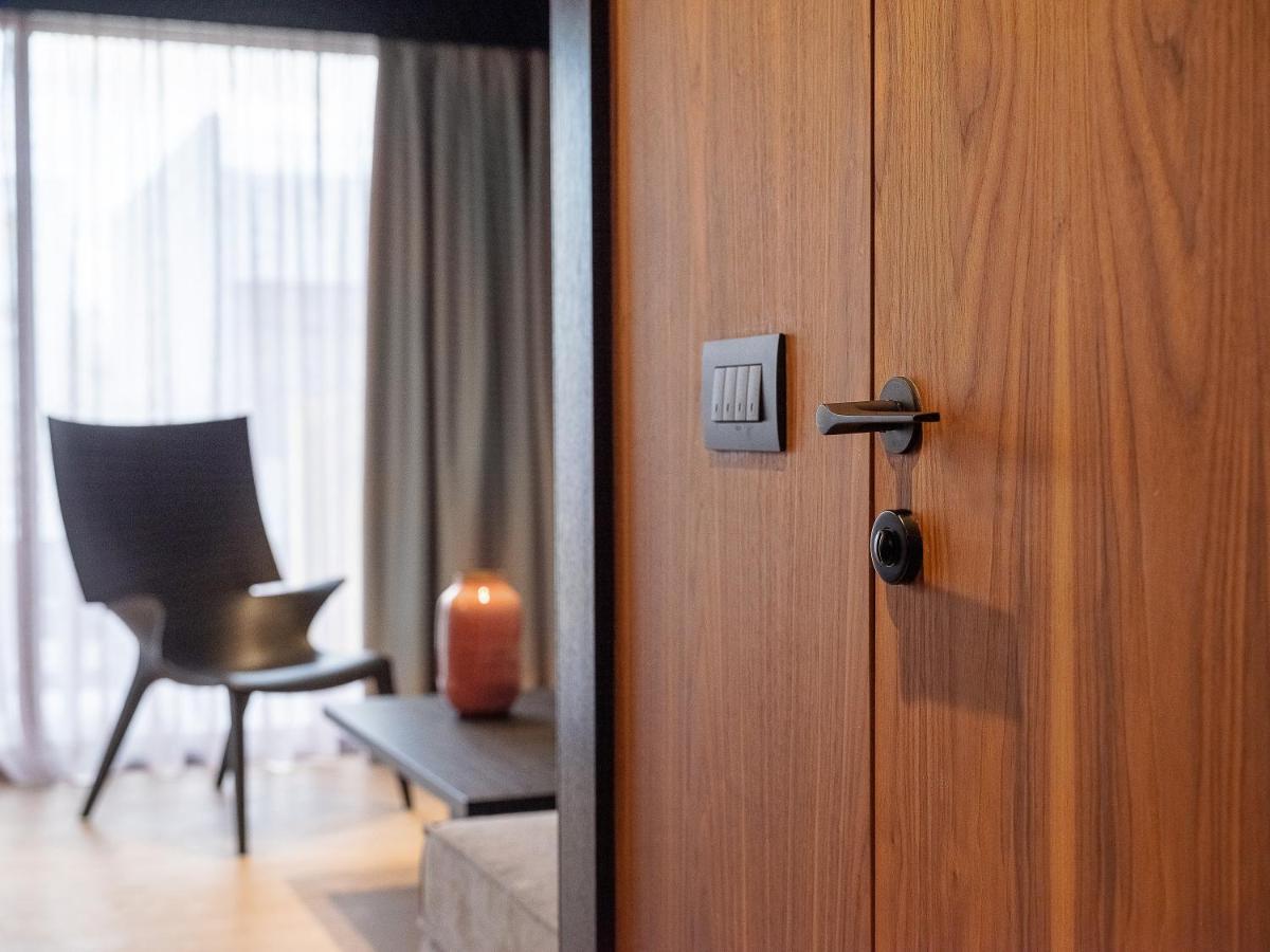 الشقق الفندقية كانديةفي  3 Pines Design Living المظهر الخارجي الصورة